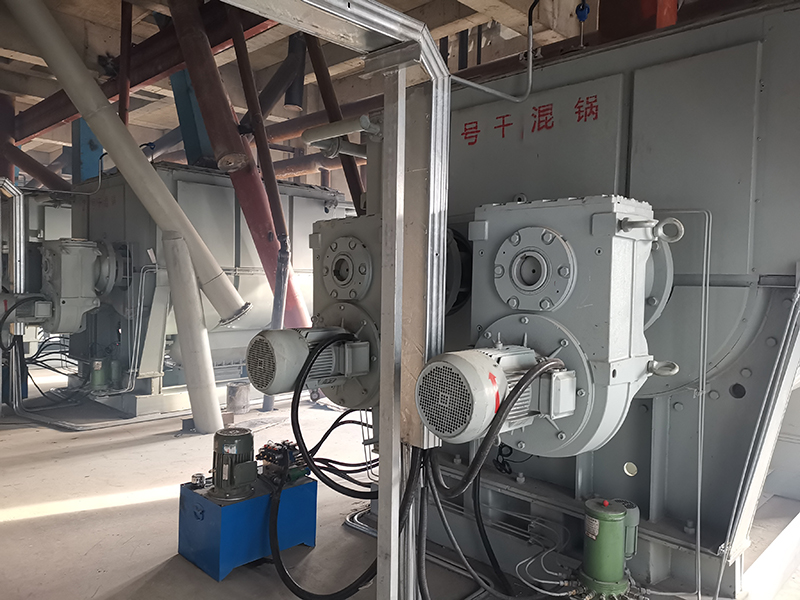 干粉預(yù)熱機3.jpg
